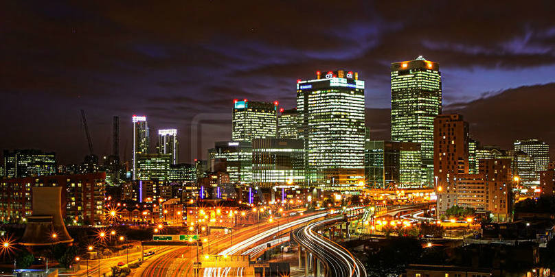 London roads at night - banner