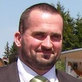 Dr Craig  Davies