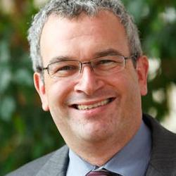Dr David  Reiner
