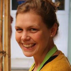  Elaine  Paterson