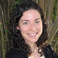 Dr Helen  Curry