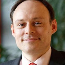Dr Michael  Pollitt