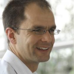  Simon  Smith
