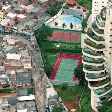Tuca Vieira - favela - SQUARE